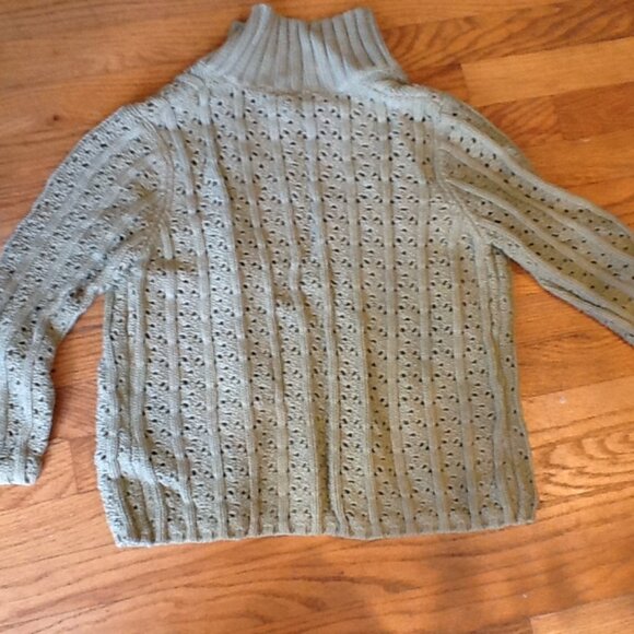 Light Green Crocheted Cardigan with Wooden Style Buttons - Picture 3 of 4